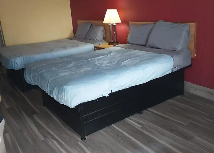 Gated 2 Double Beds Hotel Room 109