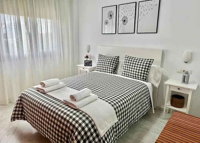 Apartamento Acogedor - Piscina - Parking