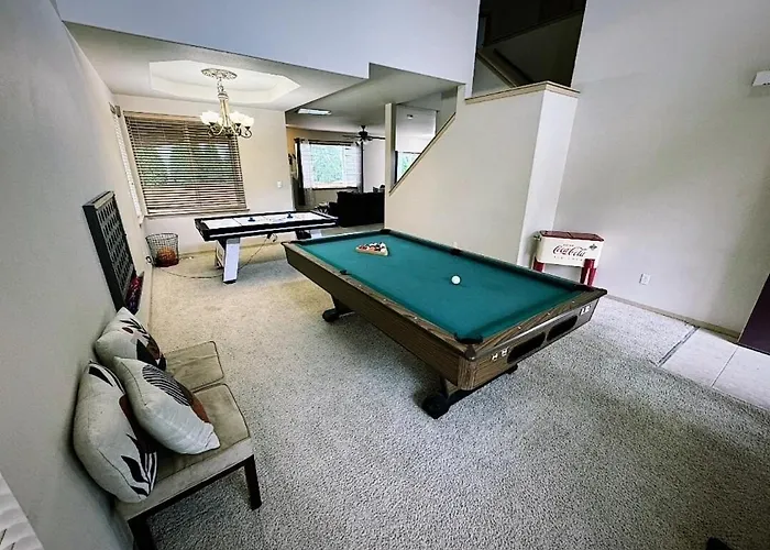 By Wedding Venues, Central Ac, Hot Tub & Game Room