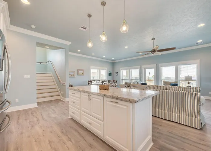 Twin Palms Hideaway, 4Br With Ocean Views, Family And Dog Friendly