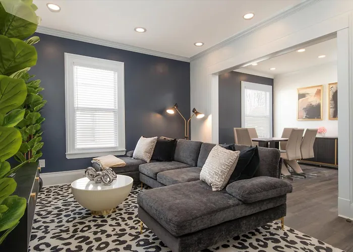 Fully-Stocked Kitchen, Ac, Wifi, Wd, Near Baseball And Downtown
