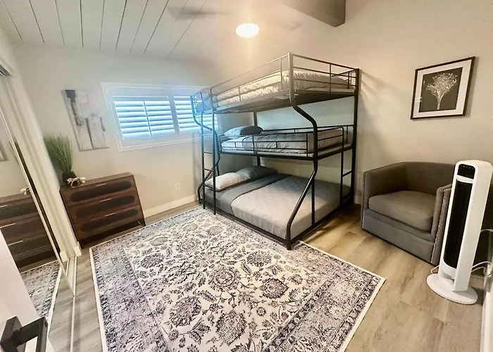 Half Acre Lux Pool Spa With Firepit Arcade Grill Sleeps 40