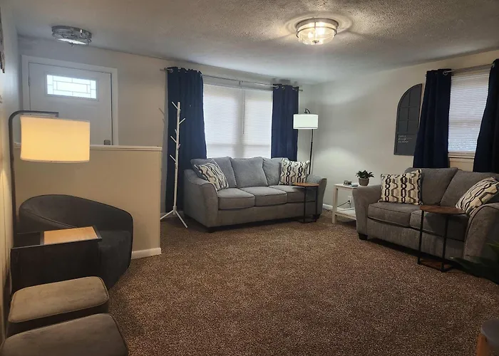 Modern And Cozy Space Near Columbus Attractions