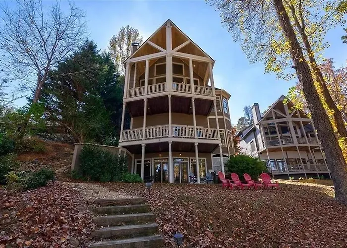 The White Hart House Lake Lanier