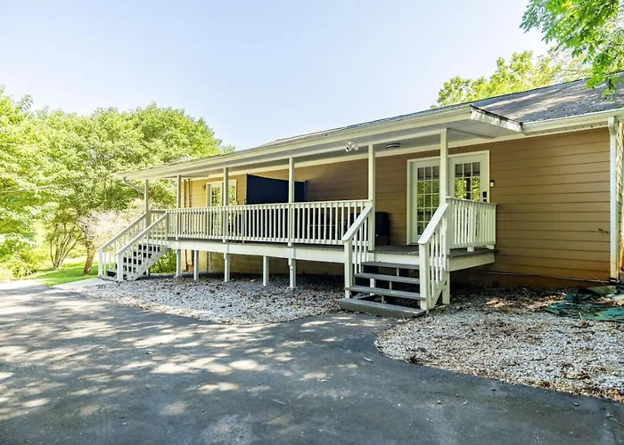 Cozy Duplex W King Bed 2 Full