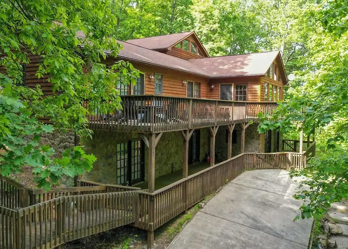 Mountain Lodge W Hot Tub & Game Room