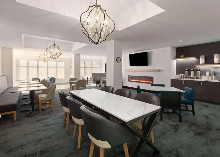 La Quinta Inn & Suites By Wyndham Meridian