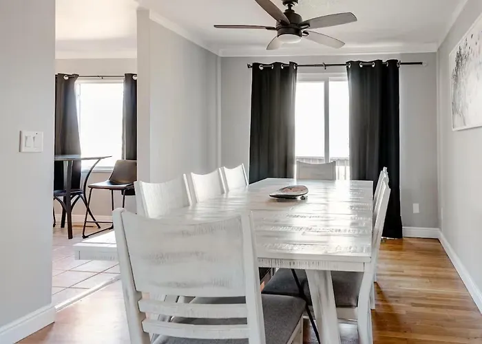 4 Bedrooms And 5 Beds With Game Room Only 5 Min Drive To College And Perfect For Family'S