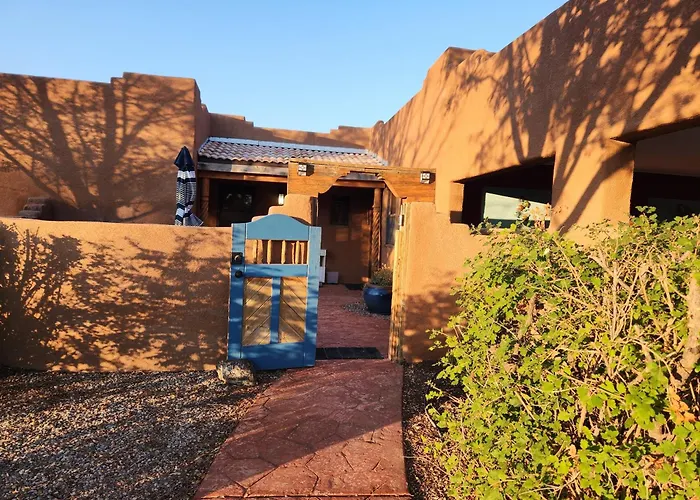Red Mountain Manor Vineyard And Guesthouse