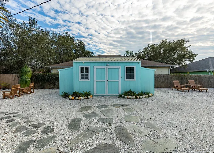 Close To Clearwater Beach And Honeymoon Island!