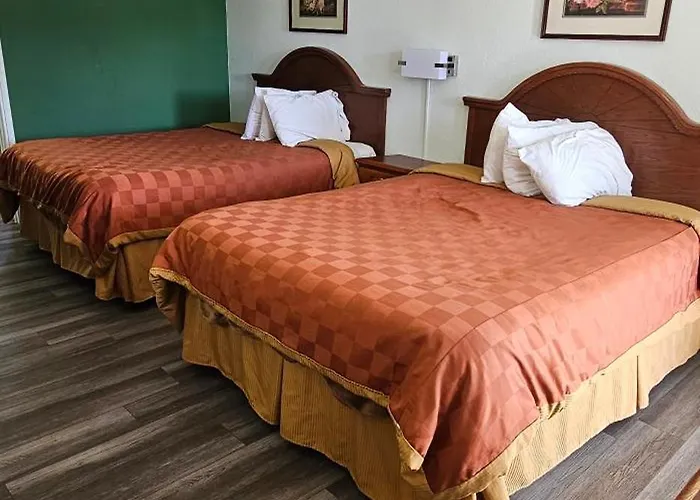 Travel Inn & Suite