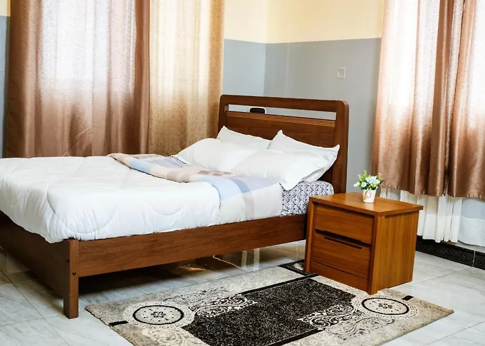 Northern Gateway Hotel And Lounge