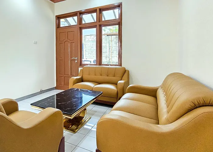 Urbanview Mj Hotel Syariah Cirebon By Reddoorz