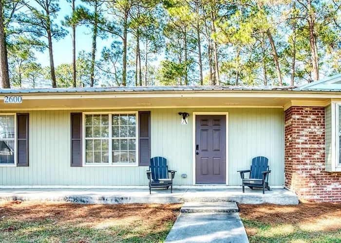 Travel For Work - Stylish 3 Bdr - Southern Georgia