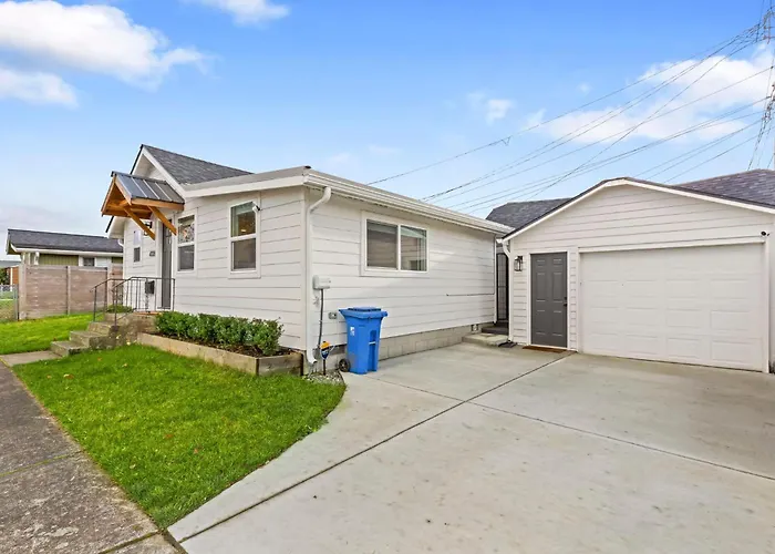 Cozy Bungalow Home 2Br, 1Ba - 9 Min To Tacoma Dome