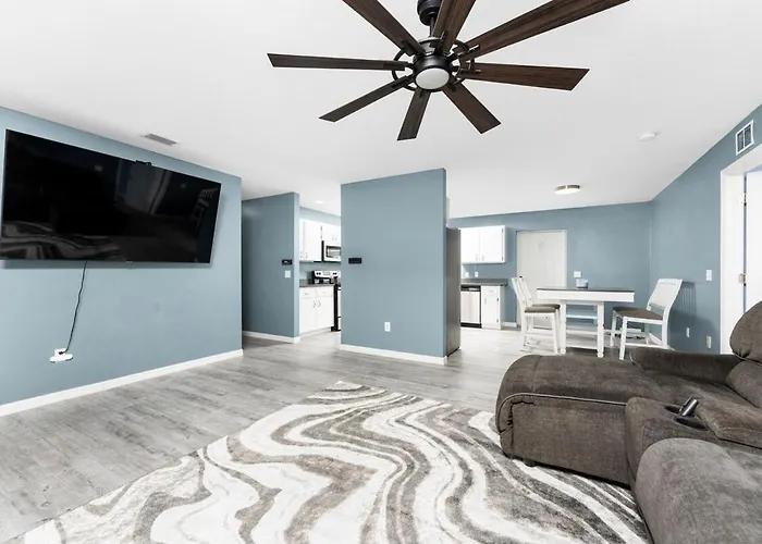 The Spacious Florida Oasis