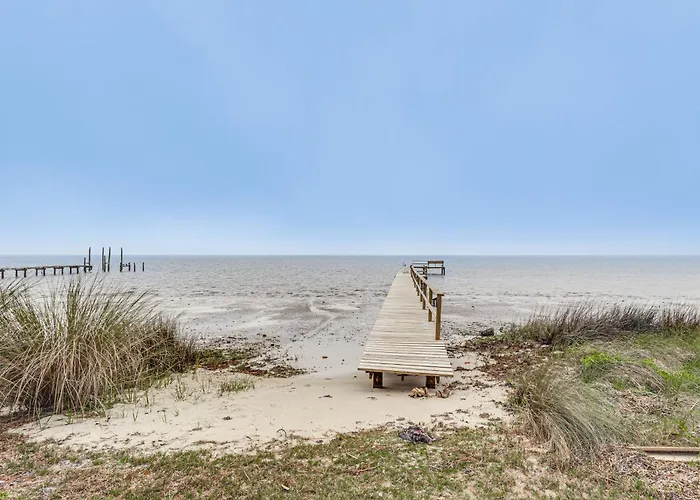 Carrabelle Retreat W/ Boat Dock + Views Of Gulf!