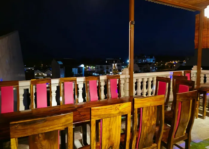 Queen Sea Hotel