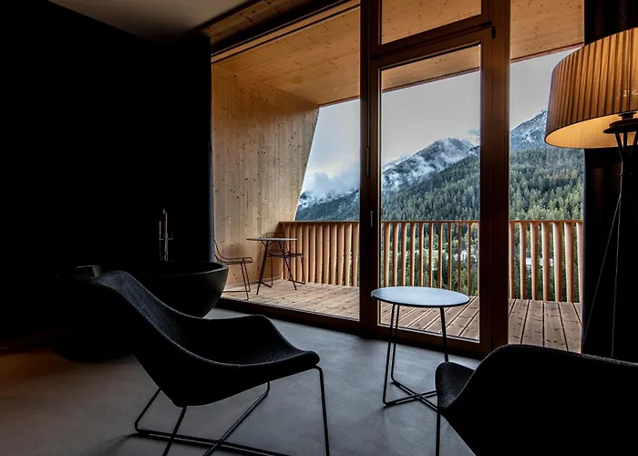 Hotel Arnica Scuol - Adults Only