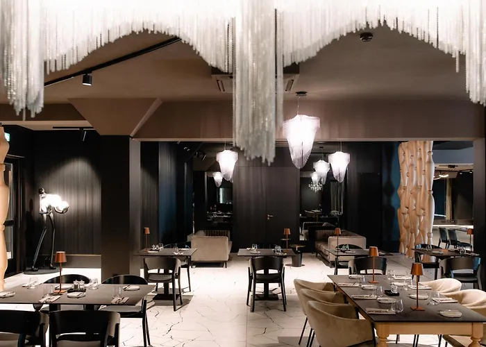 Hotel 3 Trio