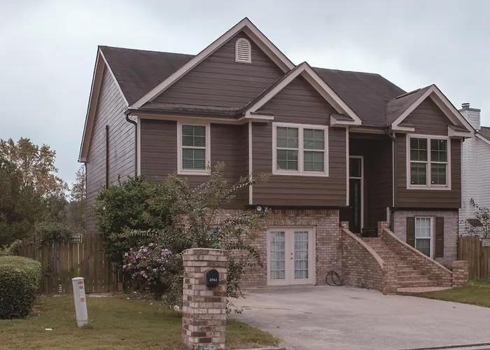 Vacation Home In Morrow, Georgia - Casa Bustamante