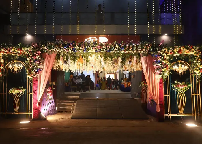 Hotel Shree Radhe & Banquet