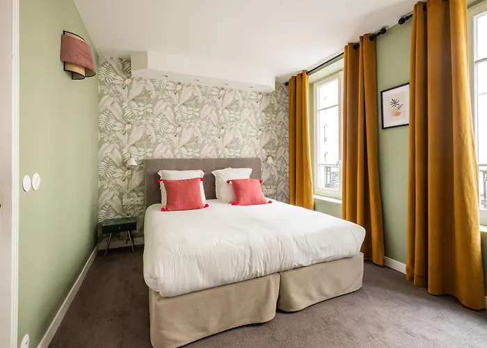 Hotel Des Batignolles