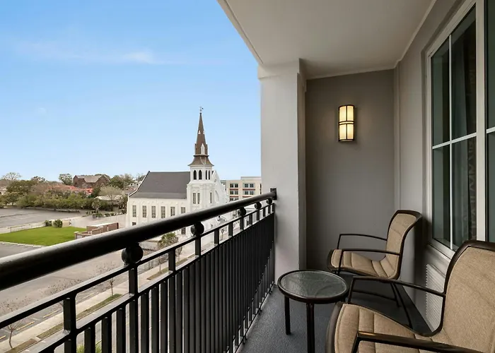 Courtyard By Marriott Charleston Historic District