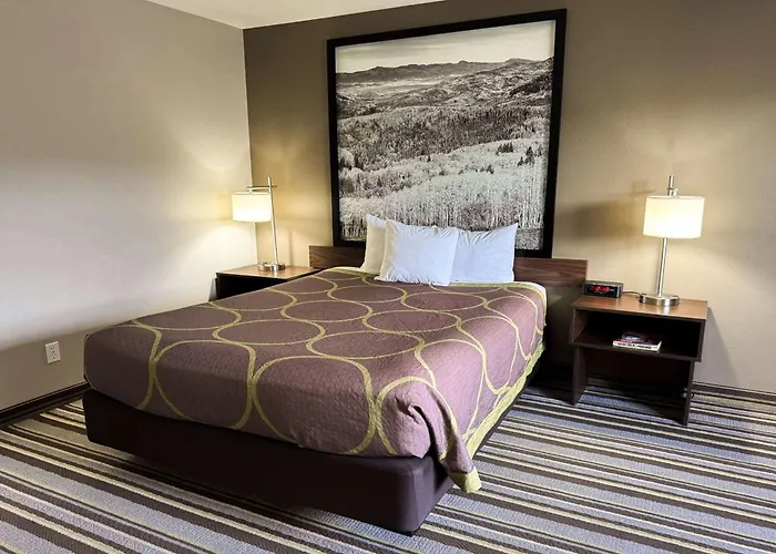 Super 8 By Wyndham Durango