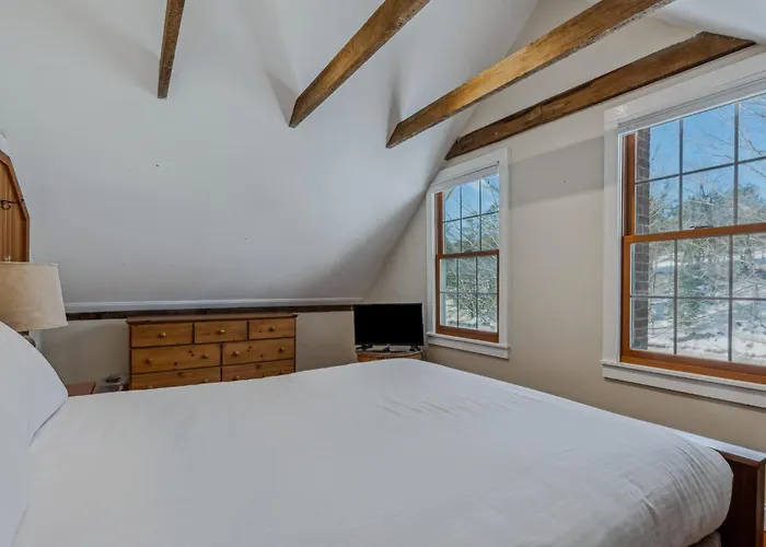 Historic Charm Located On The River - Rustic Chic