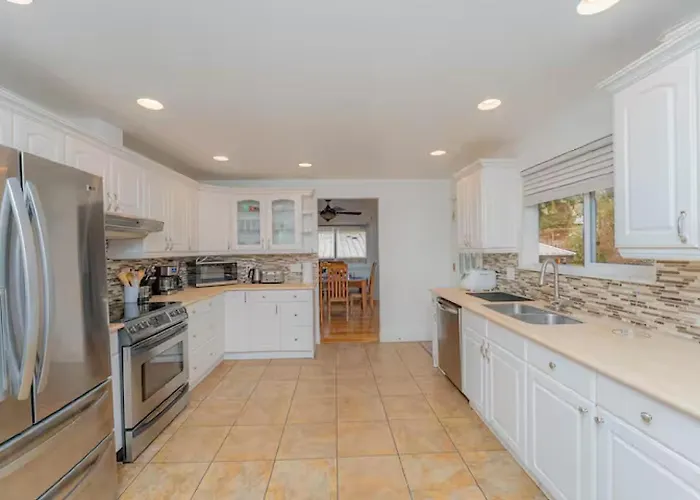 Mercer Island Boutique Stay