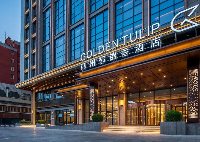 Golden Tulip Jinzhou Central Street