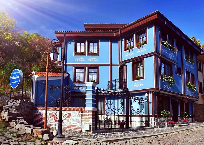 Pulpudeva Family Hotel