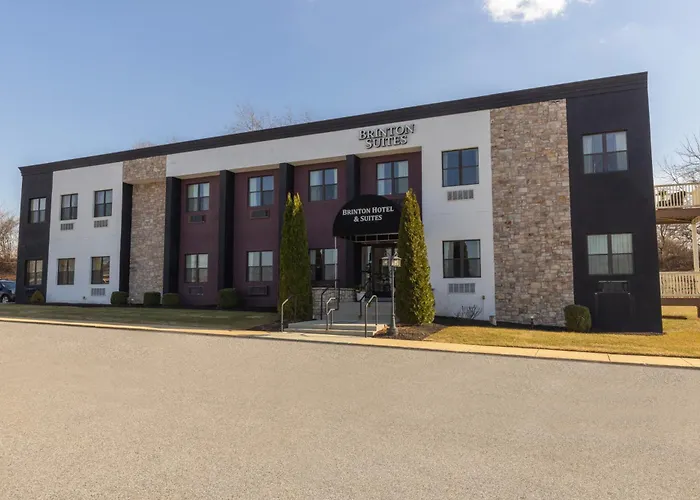 Brinton Suites