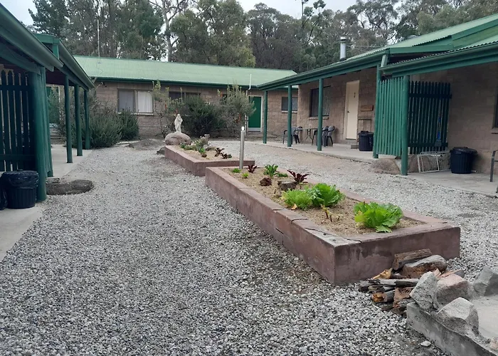 Murray Gardens Motel