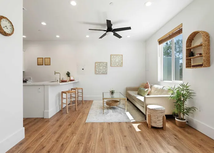 * Private Studio | Cozy Vibes + Relaxing Oasis *
