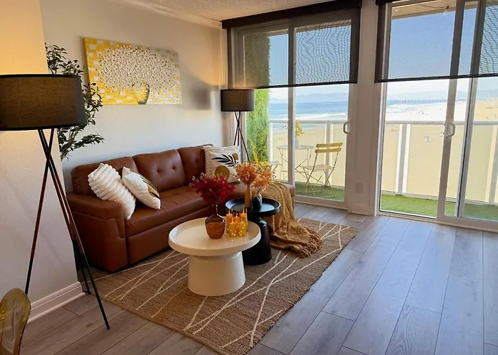 Oceanfront 2 Bedroom W Pool & Parking 234