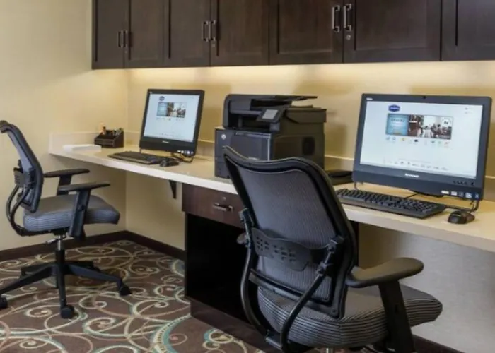 Hampton Inn & Suites San Bernardino