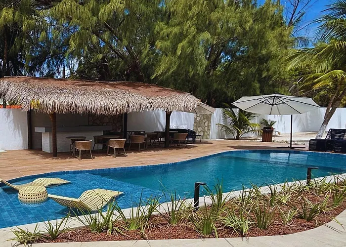 Villa Canoe Hotel