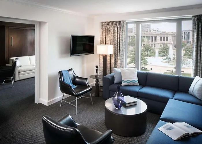 The Logan Philadelphia, Curio Collection By Hilton