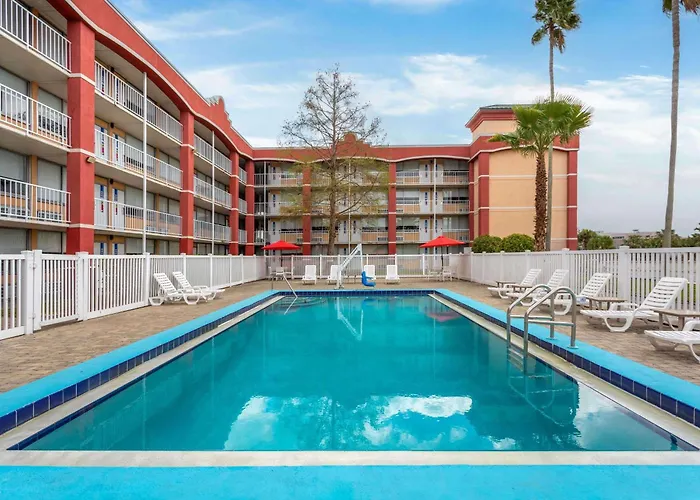 Baymont By Wyndham Orlando North Millenia