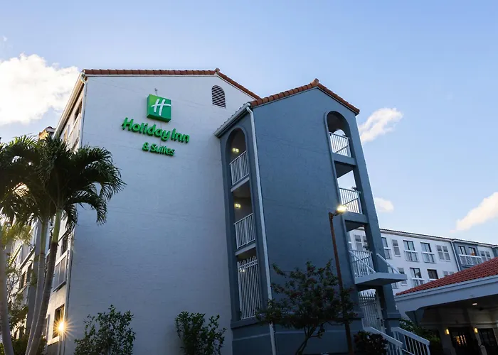 Holiday Inn & Suites Boca Raton - North