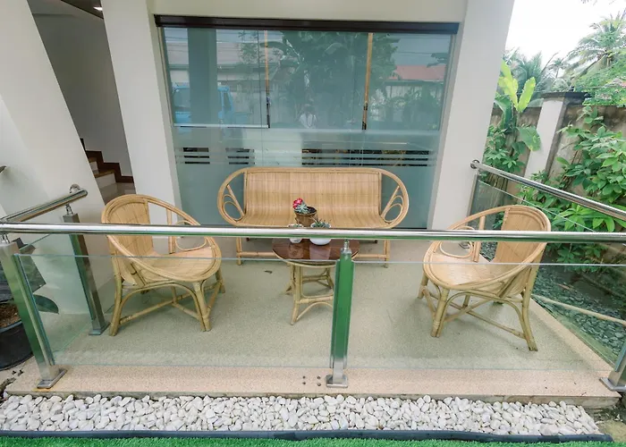 Loboc Riverside Inn & Restaurant