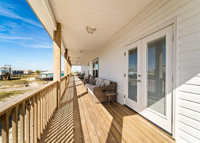 Newer Large Beachside 6 Bedroom House 3000 Sq Ft Sleeps 22