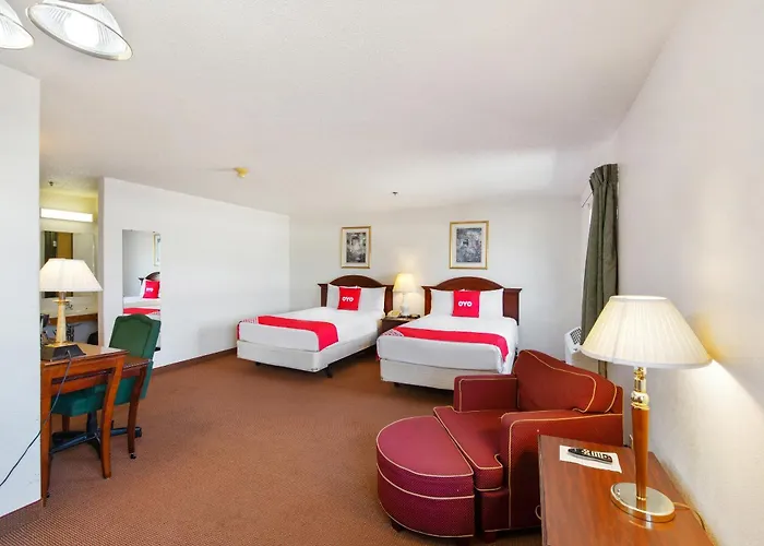 Oyo Hotel Portage I-94