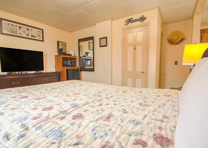 Sunflower Motel Hiawatha By Oyo