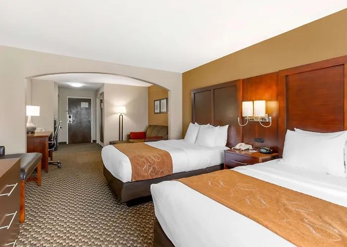 Comfort Suites Port Allen - Baton Rouge