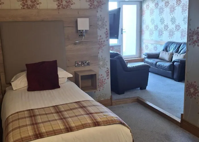 Royal Court Hotel