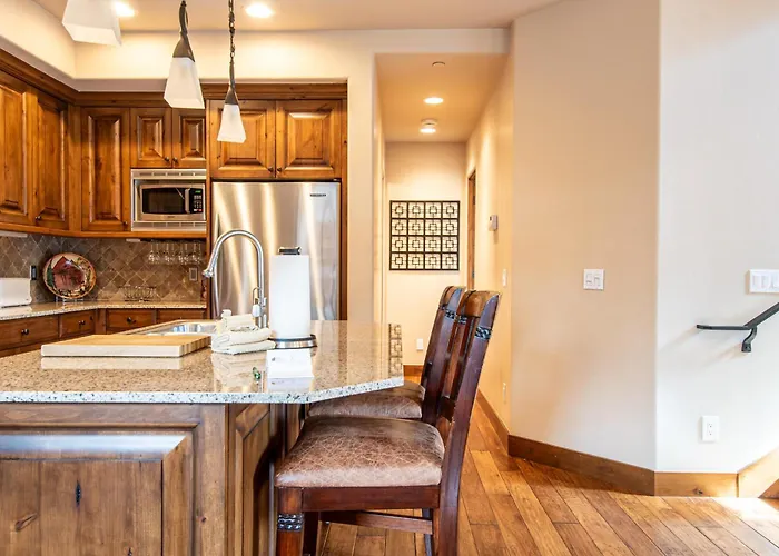 Skiview Townhome 1C