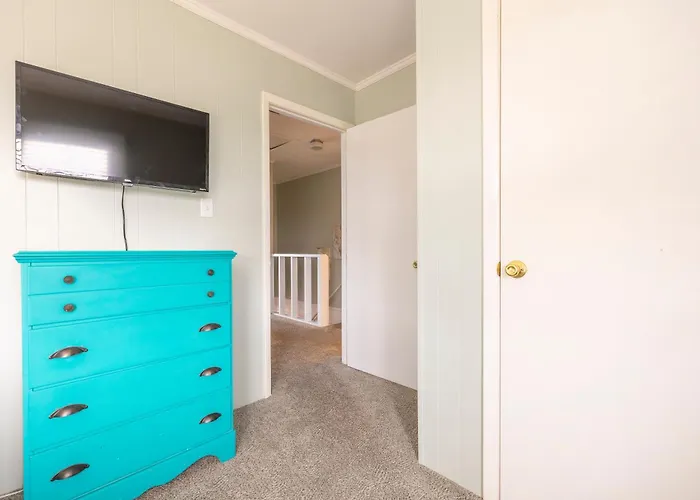 Beachside 4Bdrm Emerald Isle